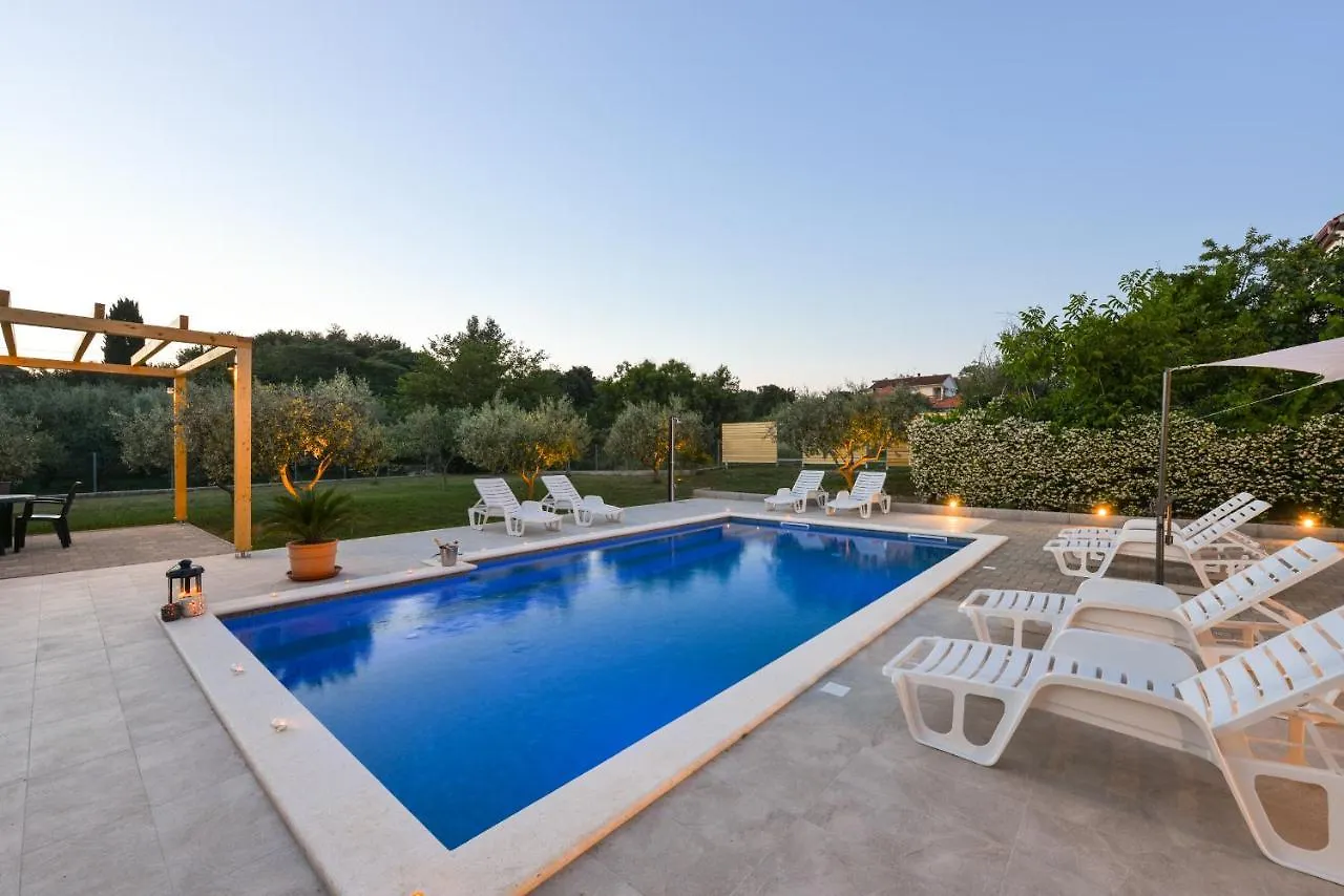 Apartments Colak Zadar